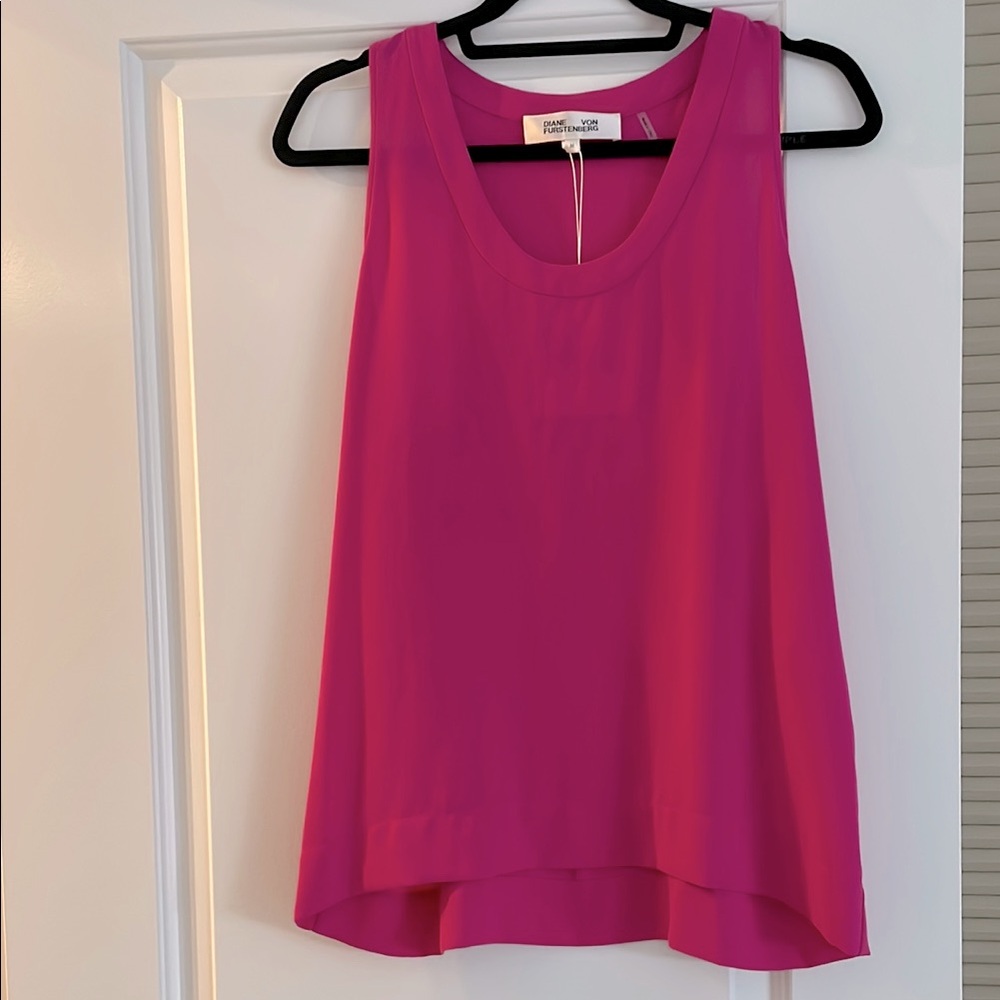 Women's Pink Sleeveless Top